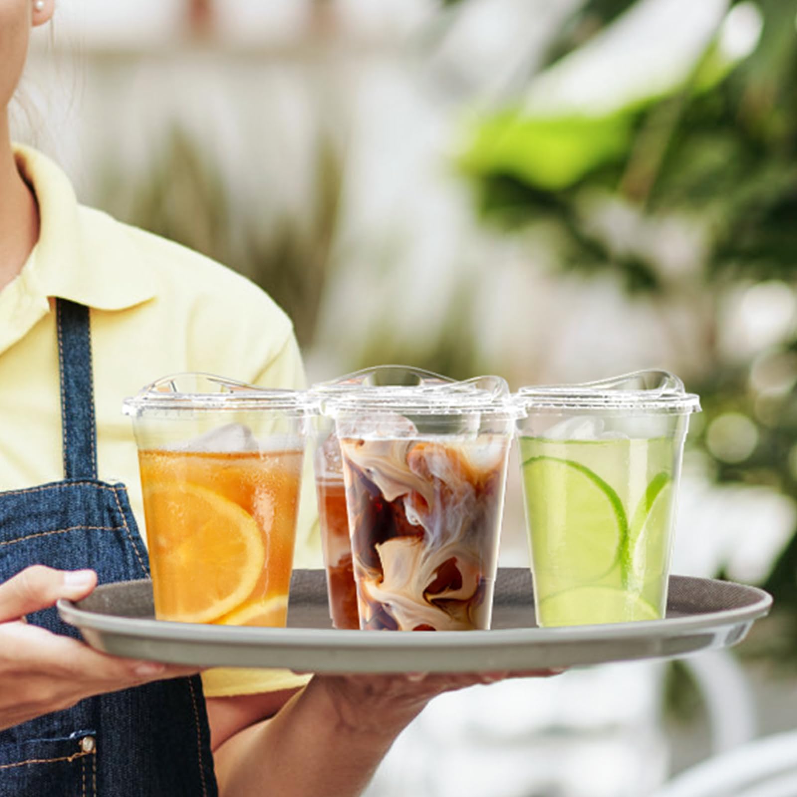 Dealusy 100 Pack - 20 oz Clear Plastic Cups with Lids, Sturdy & Food Safe Iced Coffee Cups with lids, Disposable Plastic Smoothie Cups for Cold Drinks, Sip Lids