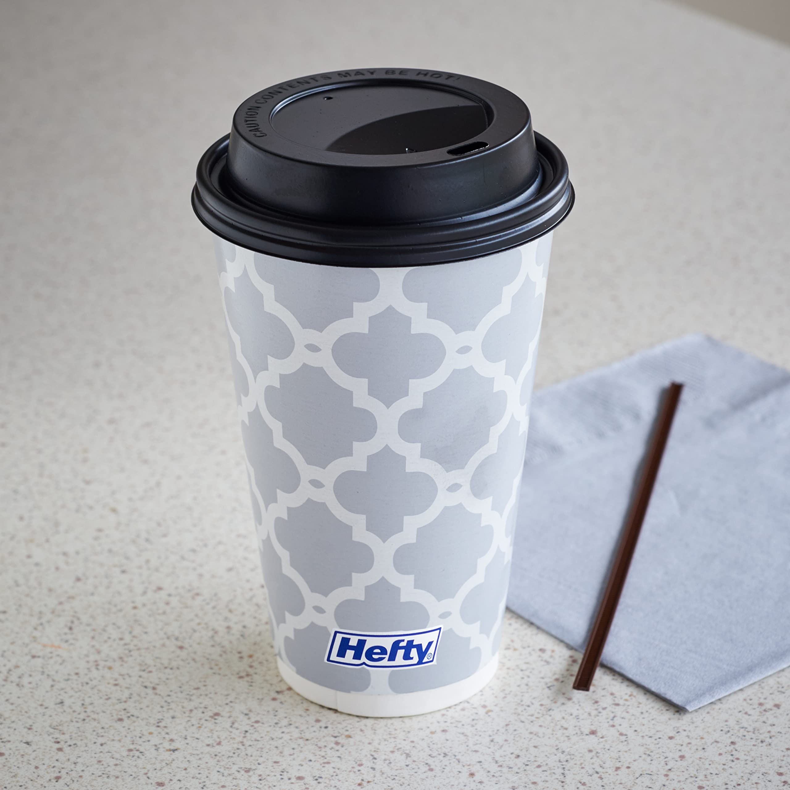 Hefty Disposable Hot Cups with Lids, Insulated Paper Coffee Cups for Tea, Cocoa and Hot Beverages, Leak Resistant Single Use Drink Cups, 16 Ounce, 20 Count