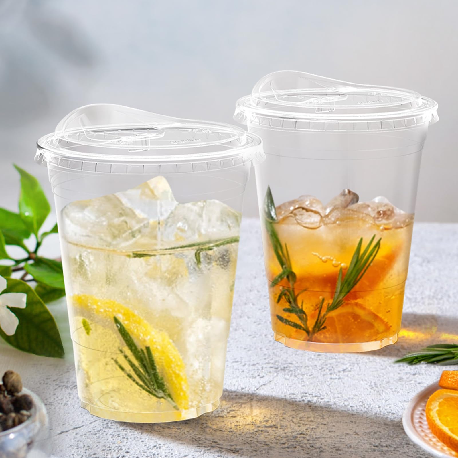 Dealusy 100 Pack - 20 oz Clear Plastic Cups with Lids, Sturdy & Food Safe Iced Coffee Cups with lids, Disposable Plastic Smoothie Cups for Cold Drinks, Sip Lids